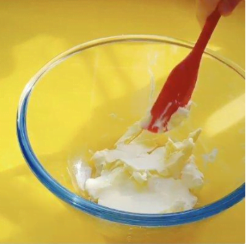 幾塊錢就能做黃油曲奇，比外面賣的還好吃，快來試試